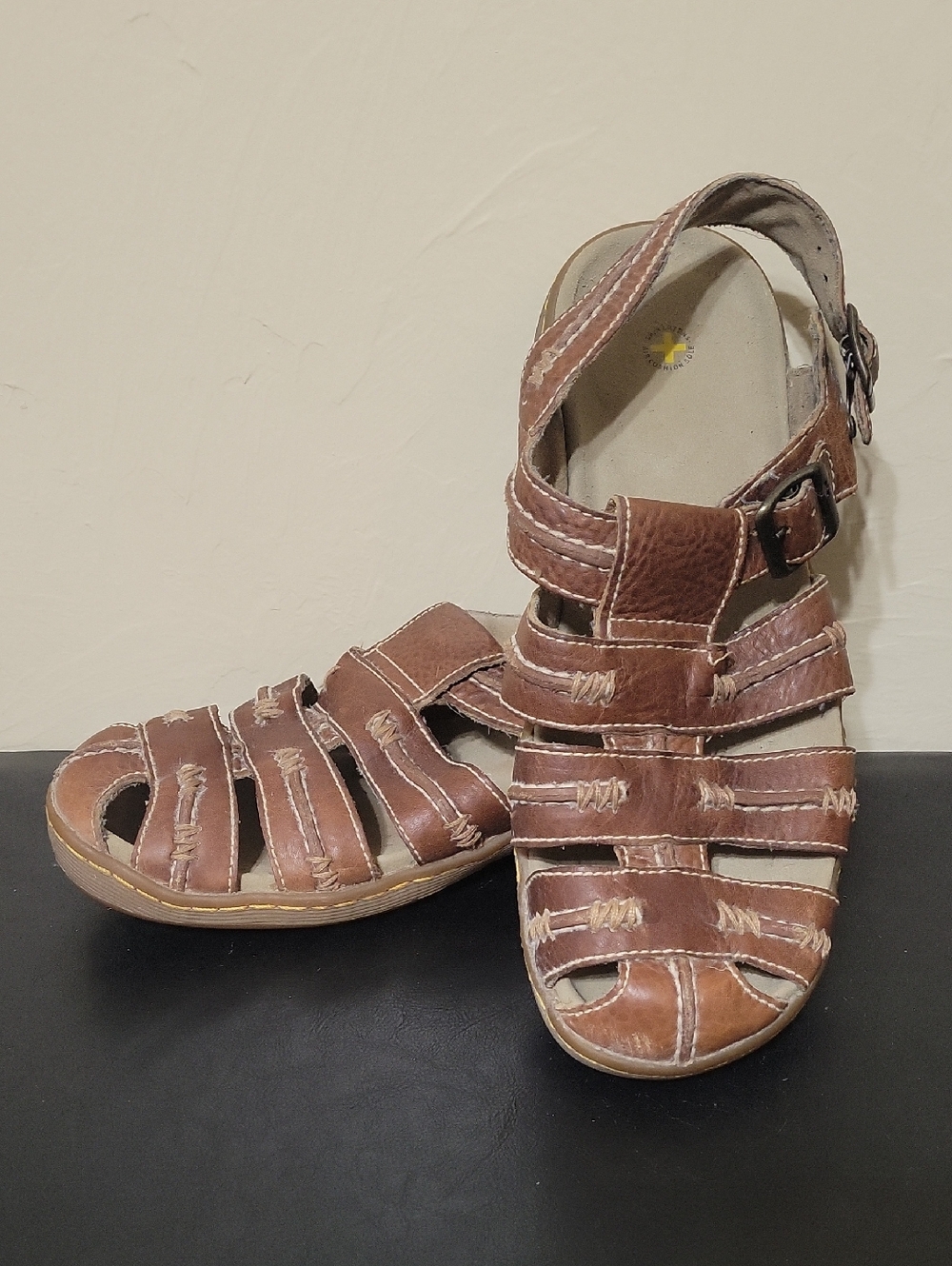 DR. MARTENS Y2K Vintage Leather Fisherman Sandals Closed Toe